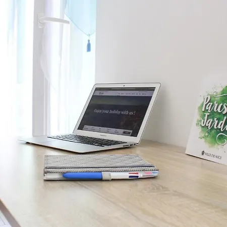 - Cosy Hypercentre à 500m De La