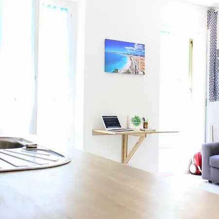 - Cosy Hypercentre A 500m De La Nice